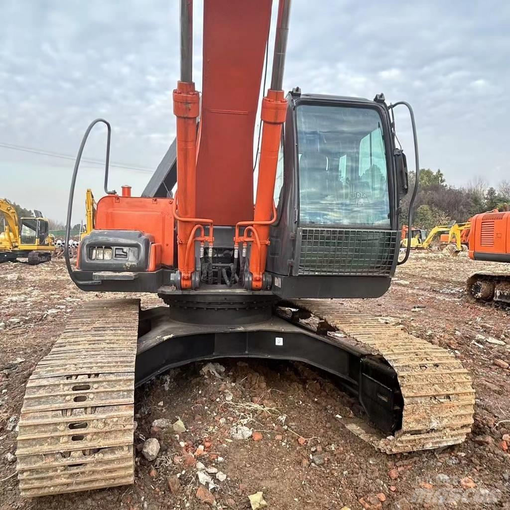 Hitachi ZX 240 Paletli ekskavatörler