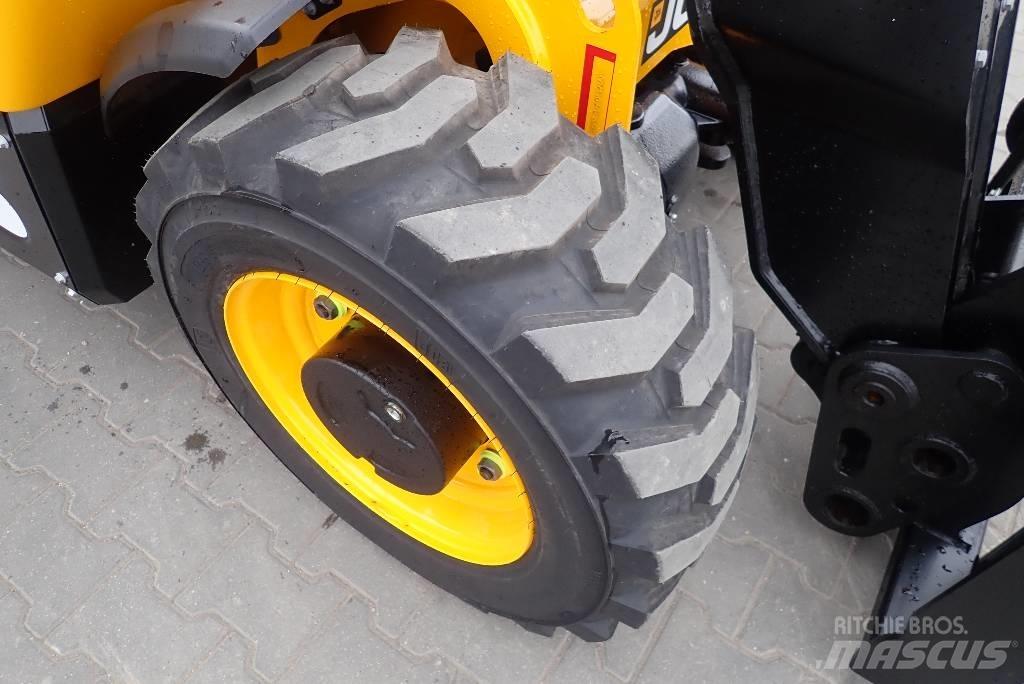 JCB 514-40 Mini yükleyiciler