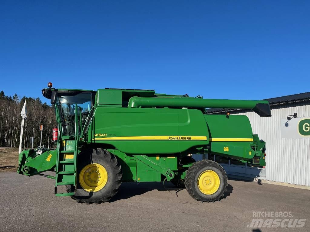 John Deere W540 Biçerdöverler