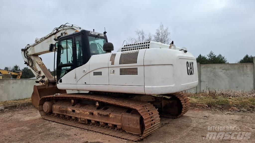 CAT 329 D LN Paletli ekskavatörler