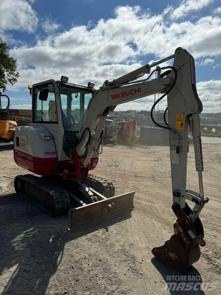 Takeuchi TB 230 Mini ekskavatörler, 7 tona dek