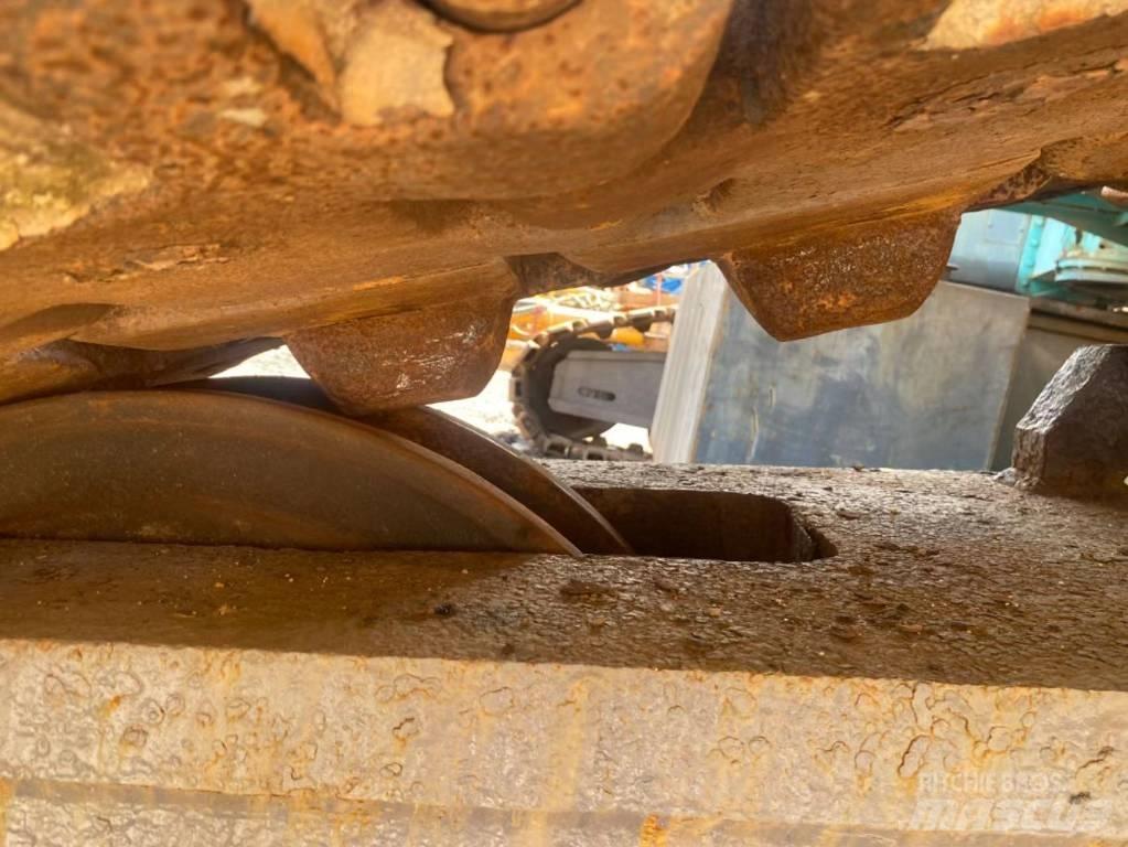 Kobelco CKE 2500 Paletli vinçler
