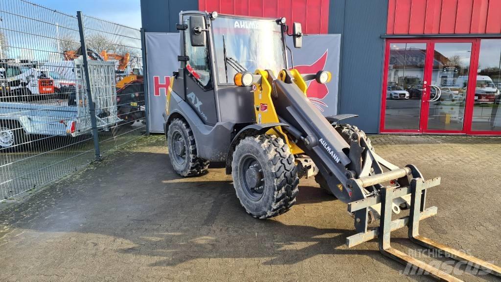 Mecalac AX 700 Tekerlekli yükleyiciler