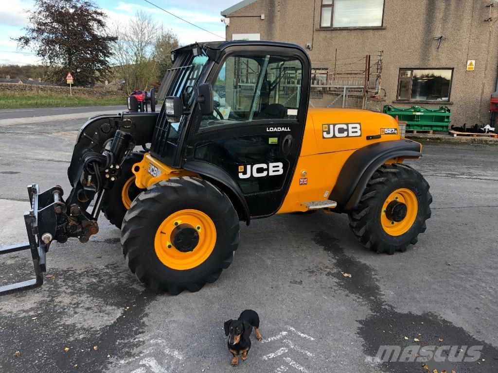 JCB 527-55 Tarimsal teleskopik yükleyiciler