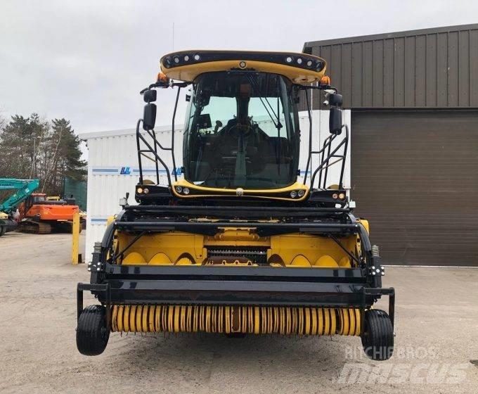 New Holland FR780 Kendi yürür silaj makinalari