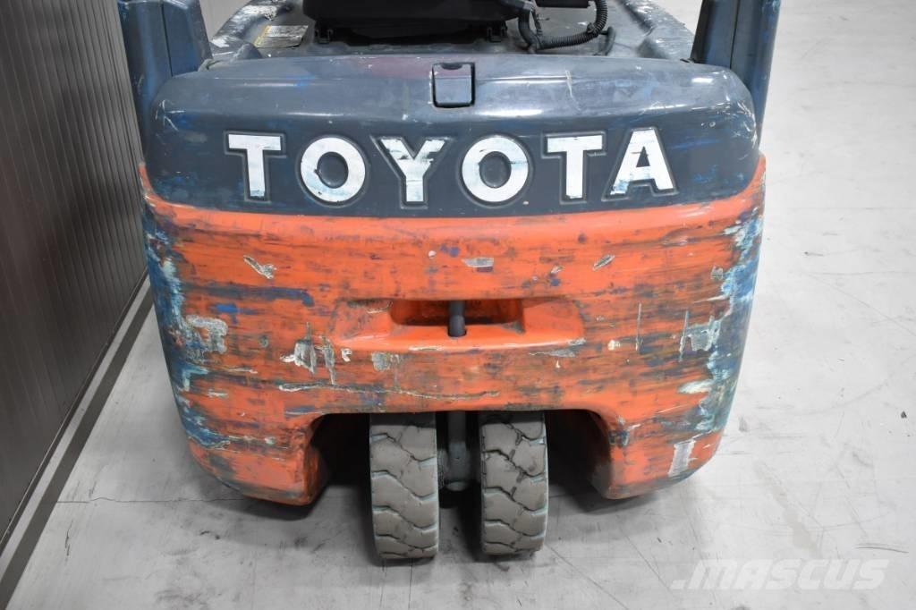 Toyota 8FBE16T Elektrikli forkliftler