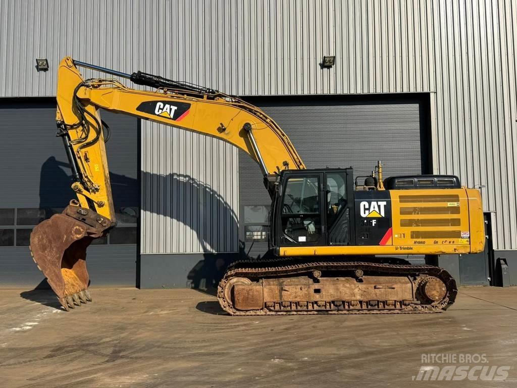 CAT 336FL XE Paletli ekskavatörler