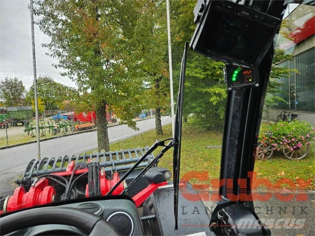 Schäffer T 9640 Tarimsal teleskopik yükleyiciler