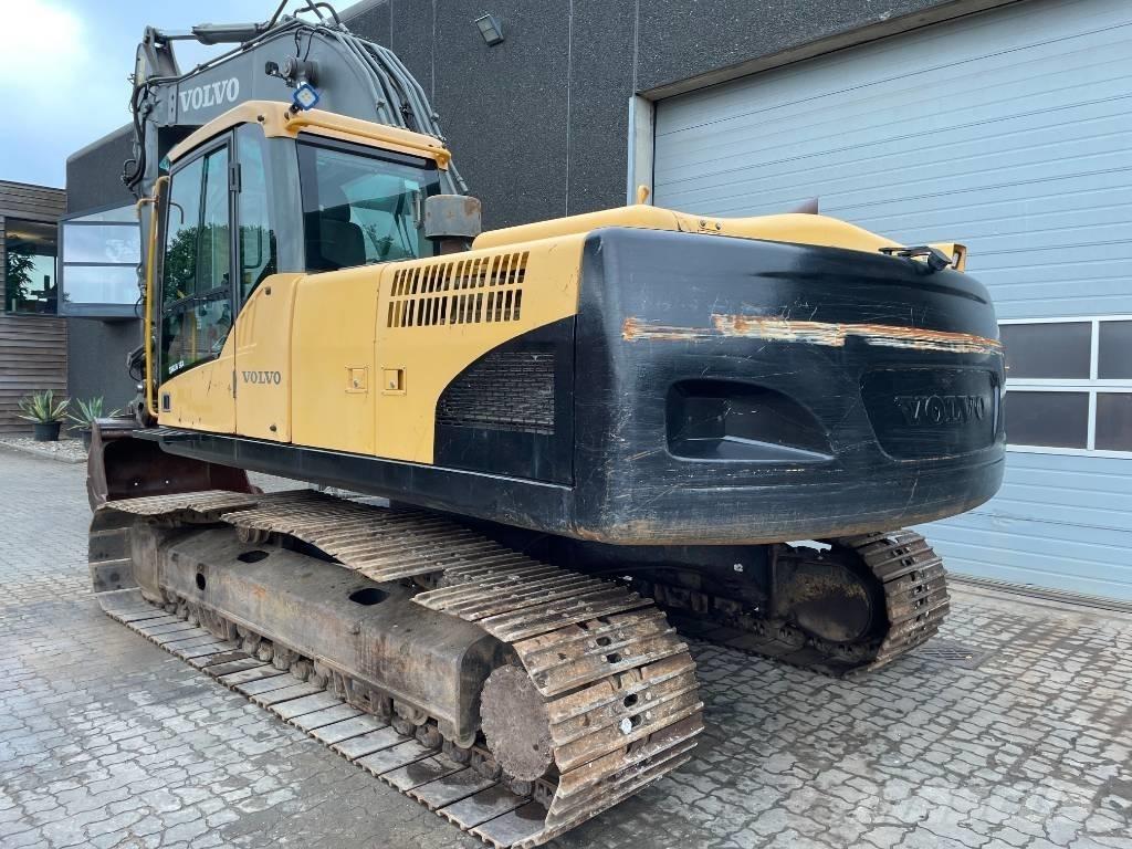 Volvo EC240C Paletli ekskavatörler