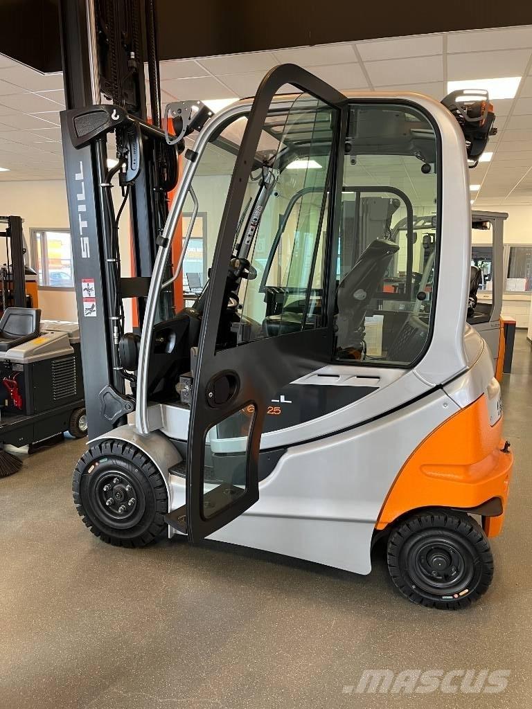 Still RX 60-25 Elektrikli forkliftler