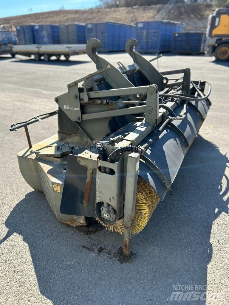 Holms Sweeper PH300 Süpürgeler