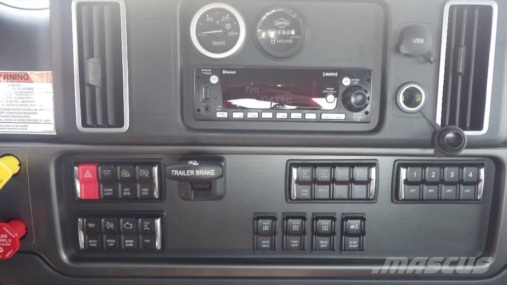 Freightliner 114 SD Çekiciler