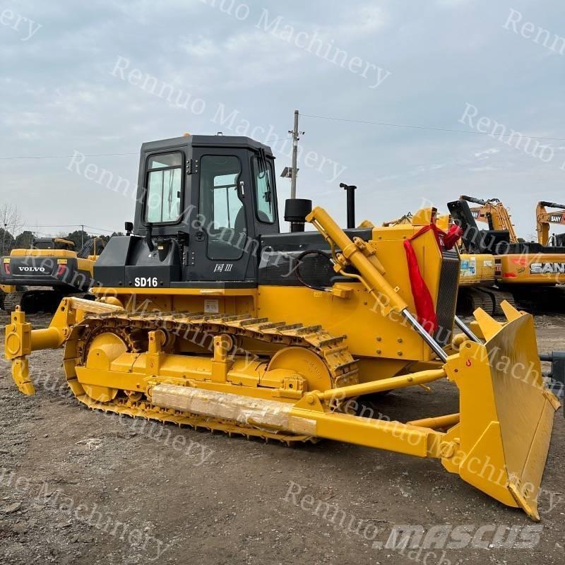 Shantui SD 16 Paletli dozerler