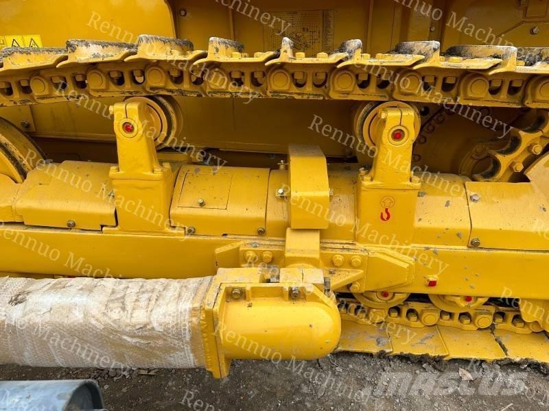 Shantui SD 16 Paletli dozerler