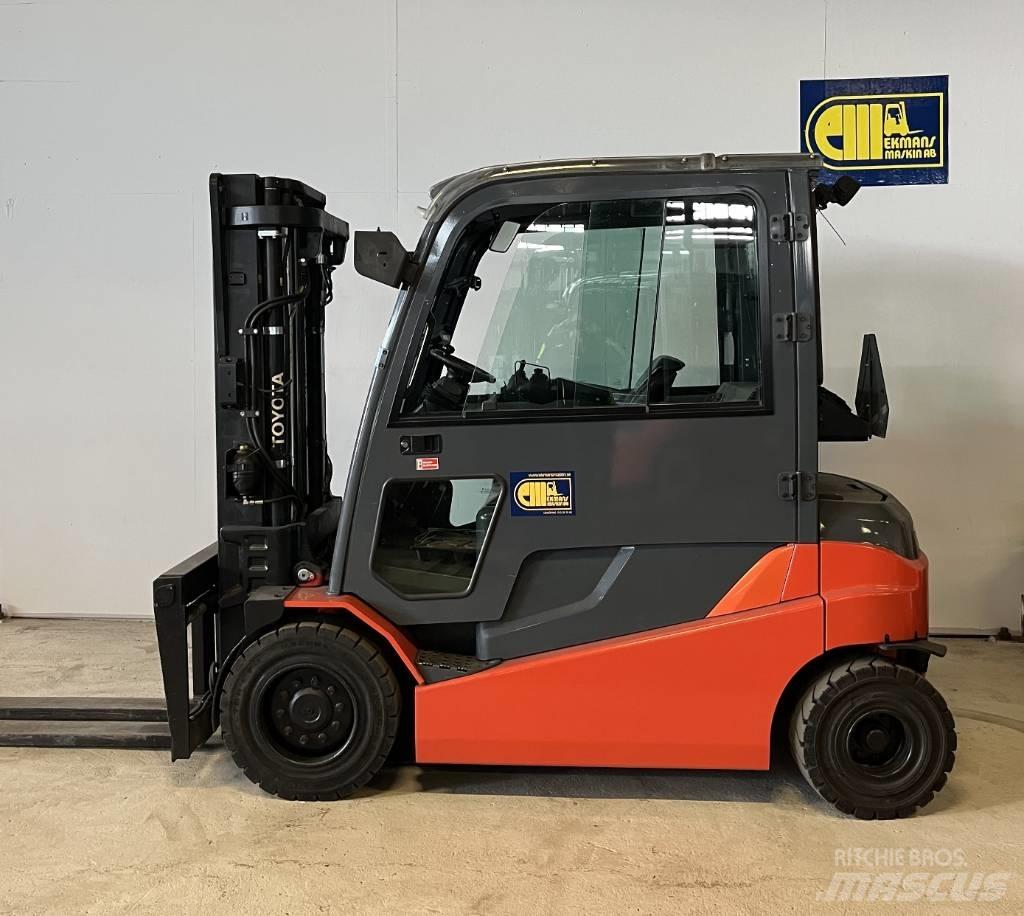 Toyota Truck 8FBMT40 Elektrikli forkliftler