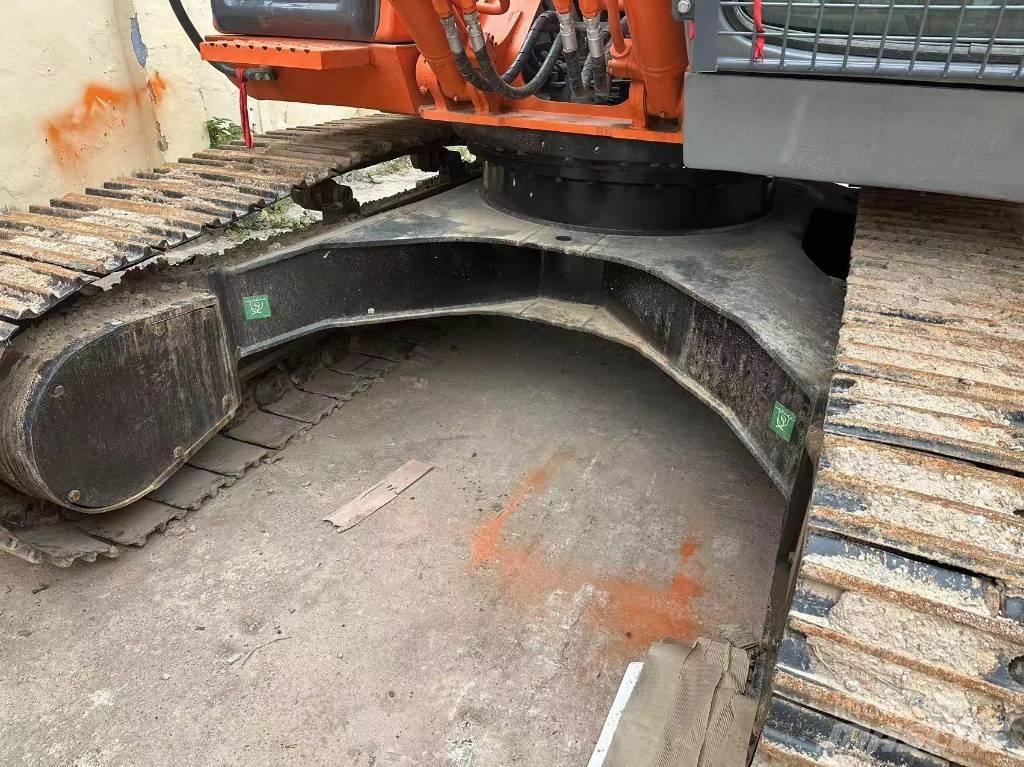 Hitachi ZX 210 Paletli ekskavatörler