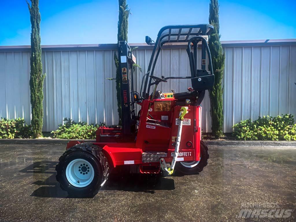 Moffett M55 Teleskobik yükleyiciler