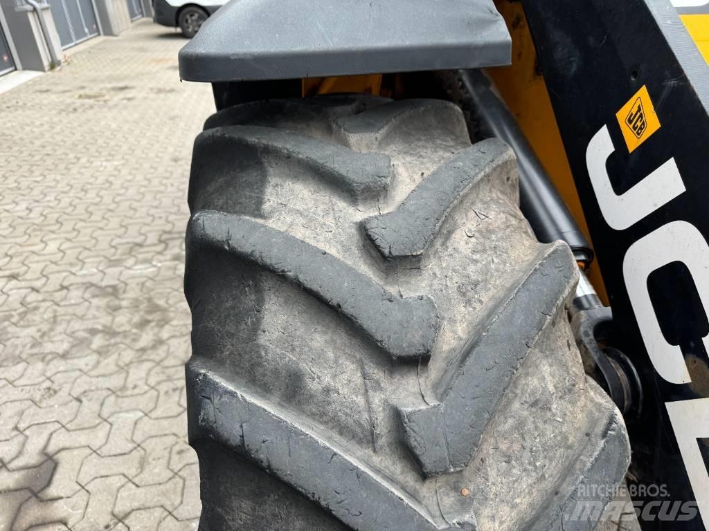 JCB 411 HT Tekerlekli yükleyiciler
