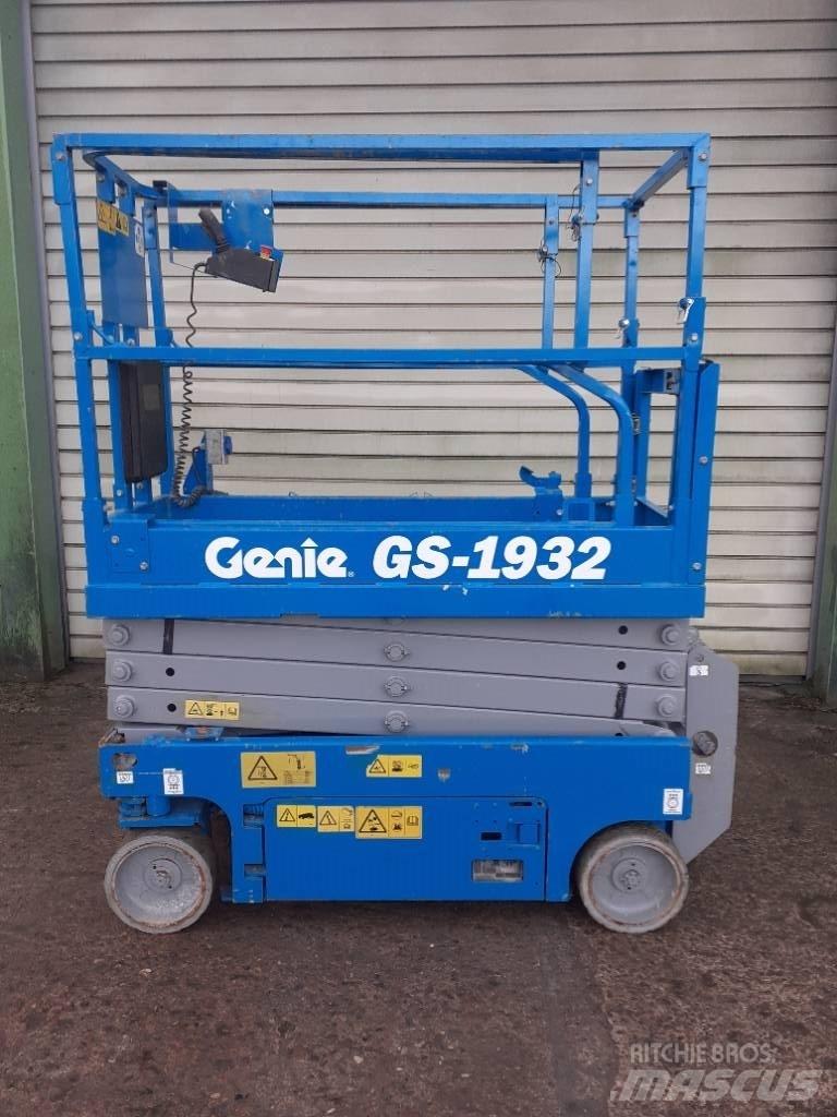 Genie GS 1932 Makasli platformlar