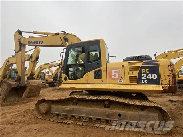 Komatsu PC 240 Paletli ekskavatörler