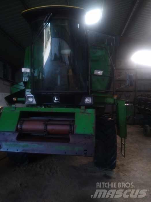 John Deere 1065 Biçerdöverler