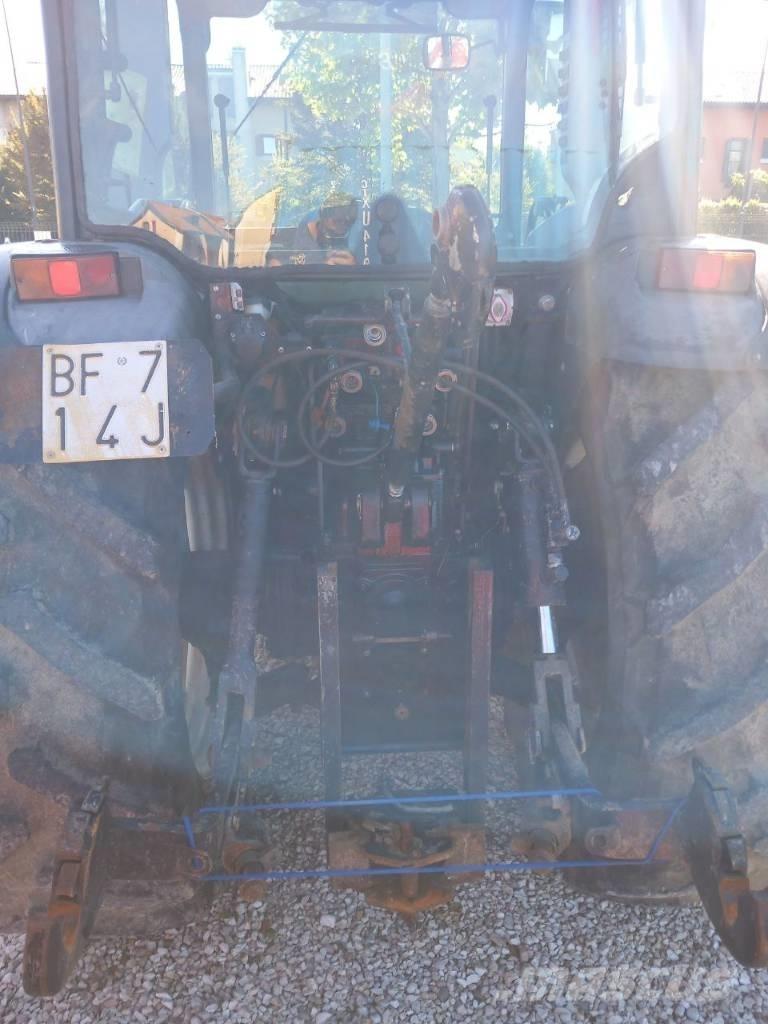 New Holland T4040F Traktörler