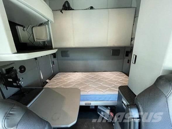 Kenworth T680 Çekiciler