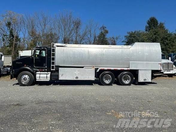 Kenworth T800 Diger