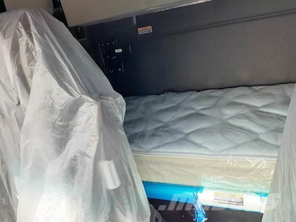 Kenworth T880 Çekiciler