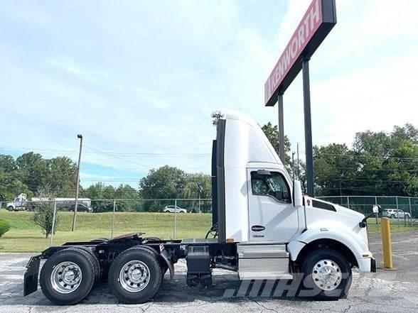 Kenworth T880 Çekiciler