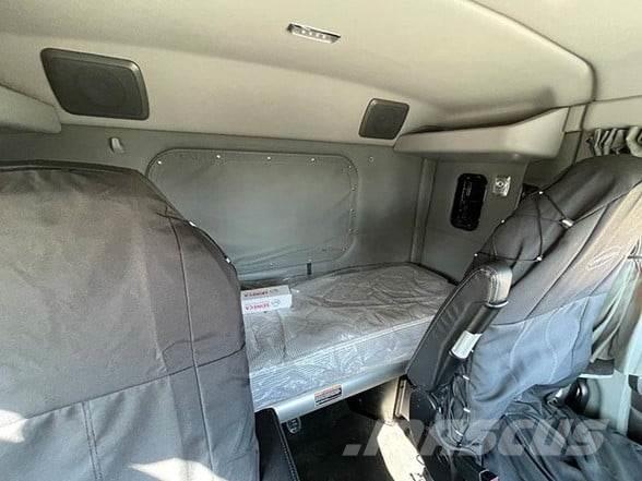 Kenworth T880 Çekiciler