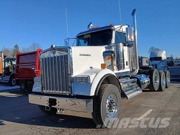 Kenworth W900B Çekiciler