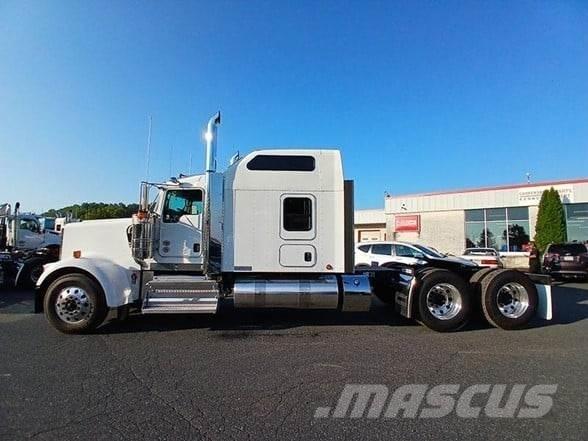 Kenworth W900L Çekiciler