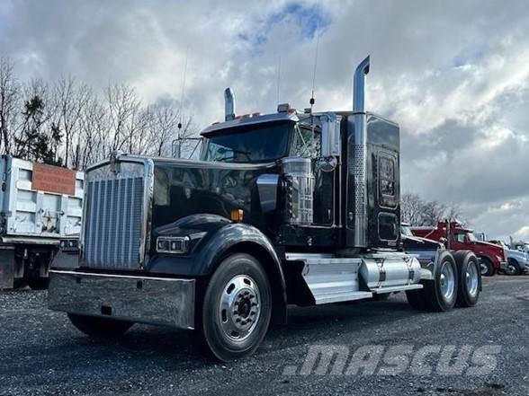 Kenworth W900L Çekiciler