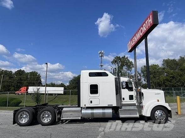 Kenworth W900L Çekiciler