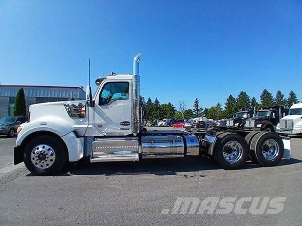 Kenworth W990 Çekiciler