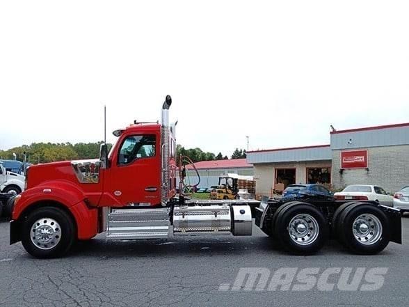 Kenworth W990 Çekiciler