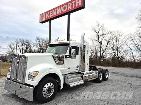 Kenworth W990 Çekiciler