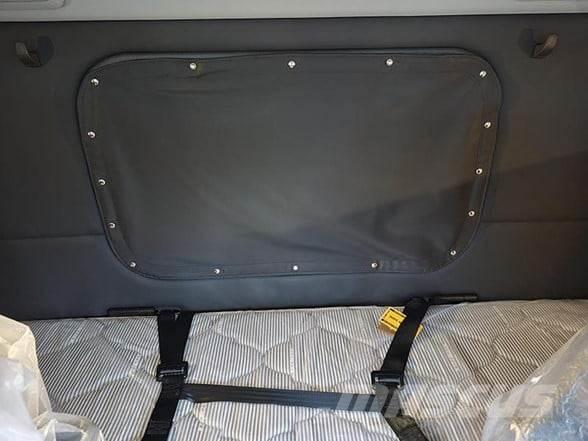 Kenworth W990 Çekiciler