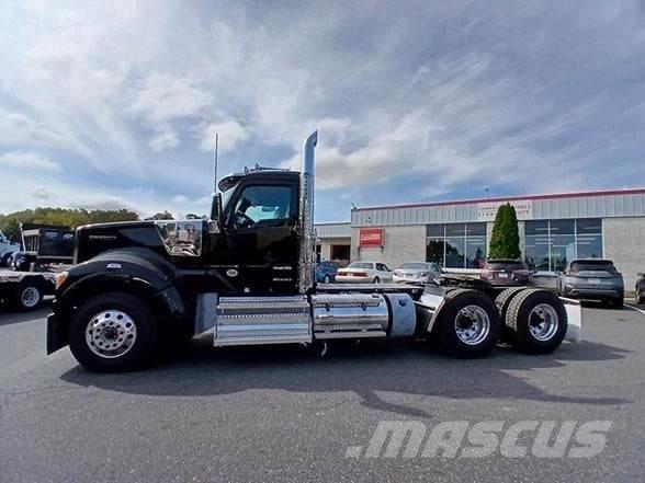Kenworth W990 Çekiciler