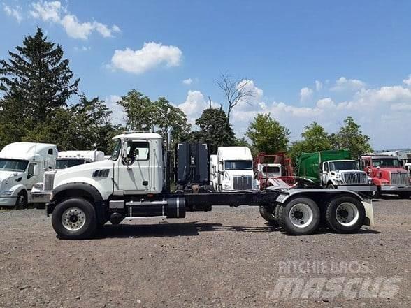 Mack GRANITE GU713 Çekiciler