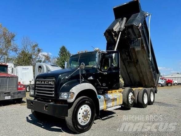 Mack GRANITE GU713 Damperli kamyonlar