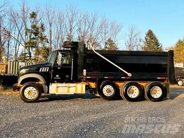 Mack GRANITE GU713 Damperli kamyonlar