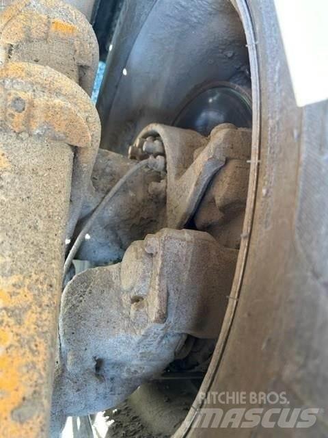 Mack GRANITE GU713 Damperli kamyonlar