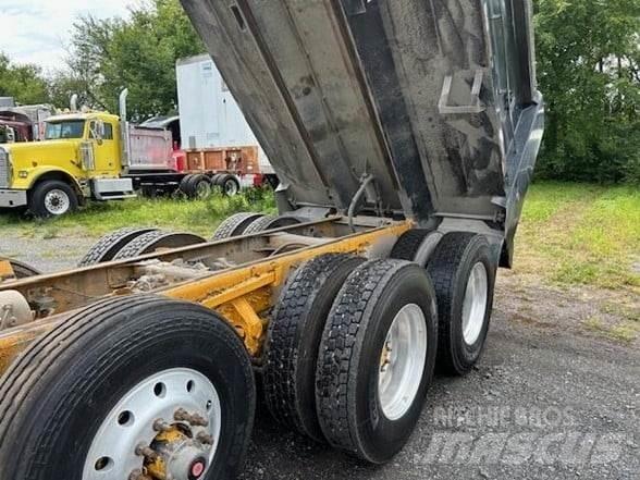 Mack GRANITE GU713 Damperli kamyonlar