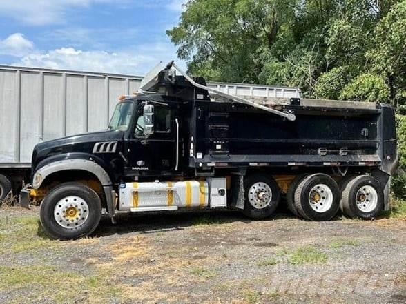 Mack GRANITE GU713 Damperli kamyonlar