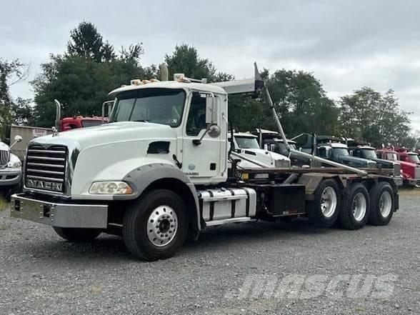 Mack GRANITE GU813 Atik kamyonlari