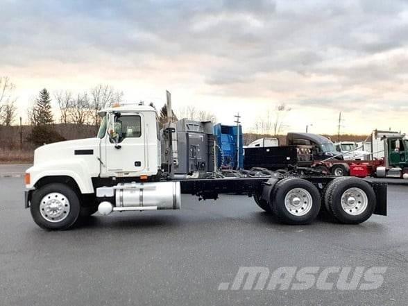 Mack PINNACLE CHU613 Çekiciler
