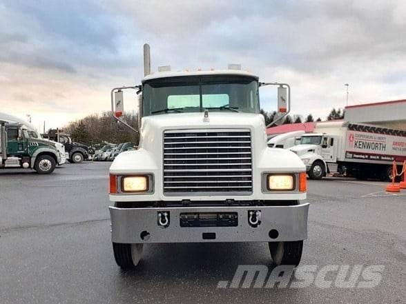 Mack PINNACLE CHU613 Çekiciler