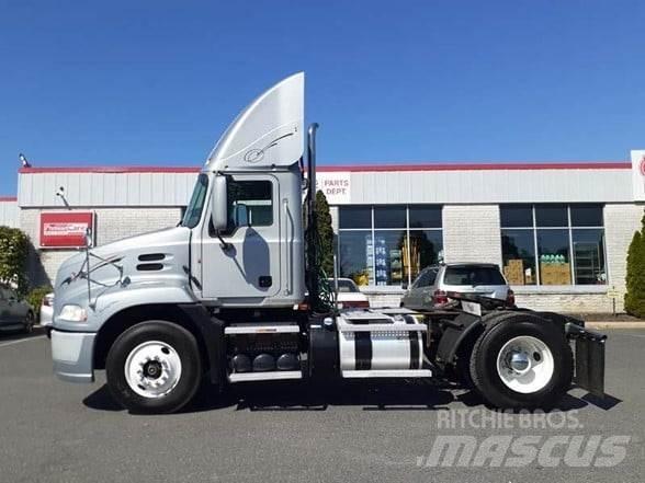 Mack PINNACLE CXU612 Çekiciler